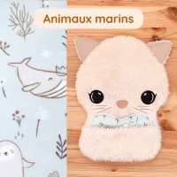 Doudou Bee Doux Andrea le Chat avec cœur en tissu motif Animaux marins