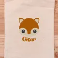 La broderie de la pochette César le Renard